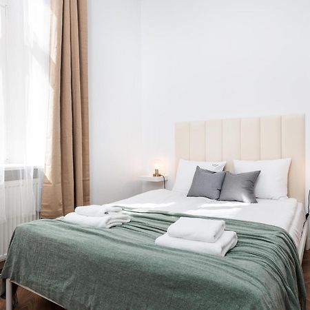 Krupnicza Modern Old Town Apartments - By Upstairs 크라쿠프 외부 사진